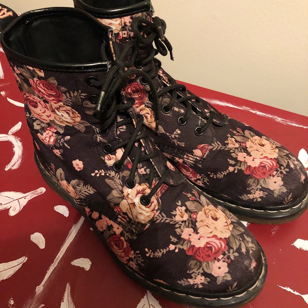 Genuine Floral Dr. Martens